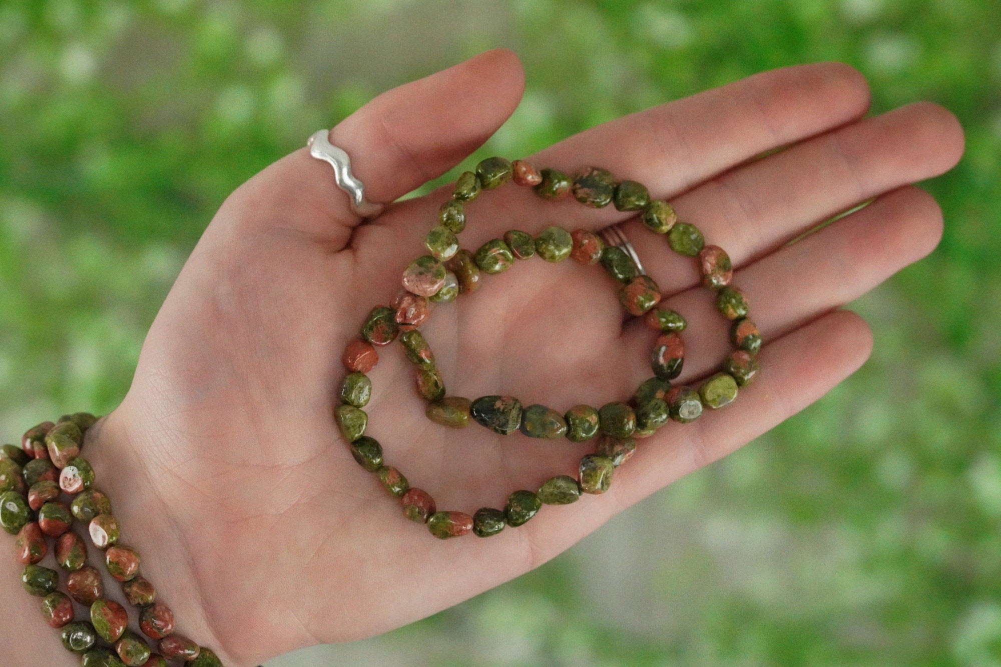 Amazon.com: Unakite Bracelet Natural Crystal Stone 6 mm Bead Bracelet Round  Shape for Reiki Healing and Crystal Healing Stone (Color : Green):  Clothing, Shoes & Jewelry
